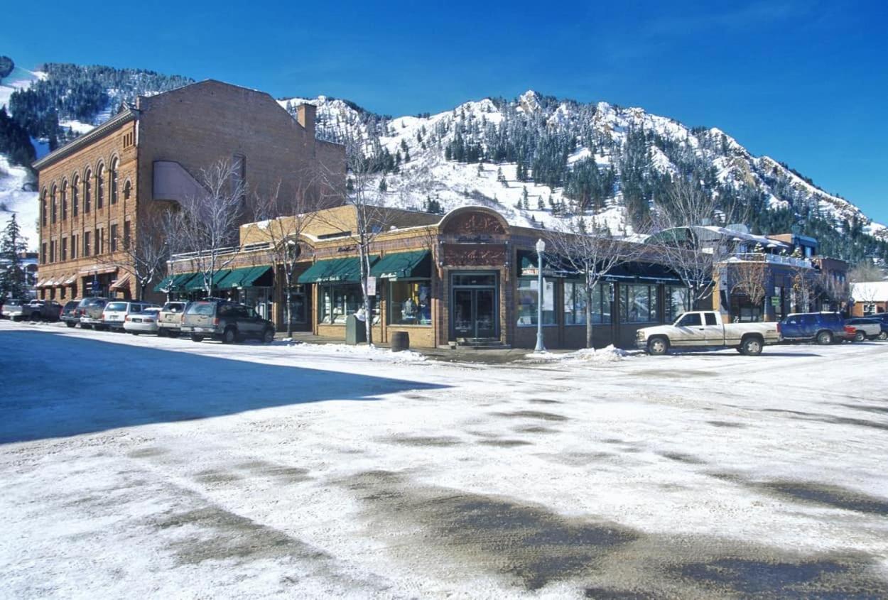 New Listing 2Br 2Ba Condo - Mountain Views Aspen Exteriör bild